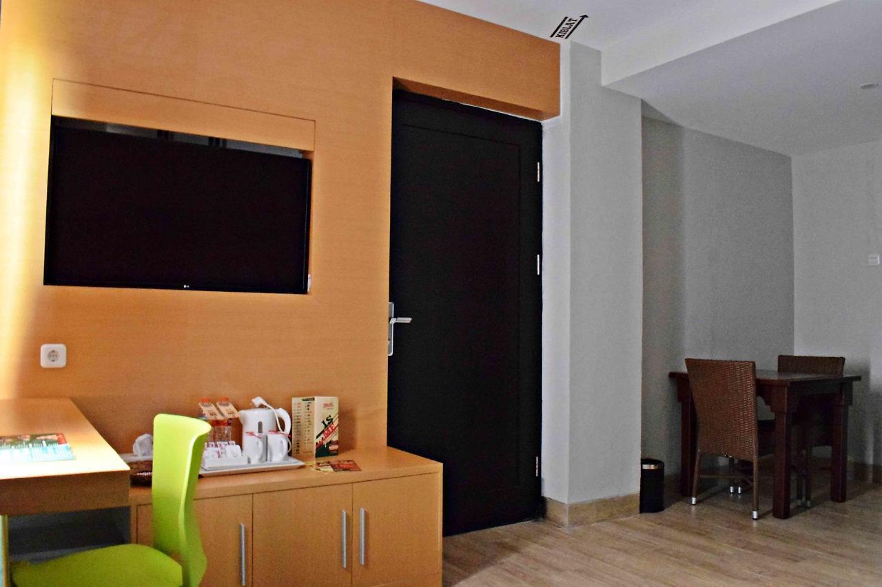 Meotel Пурвокерто Экстерьер фото