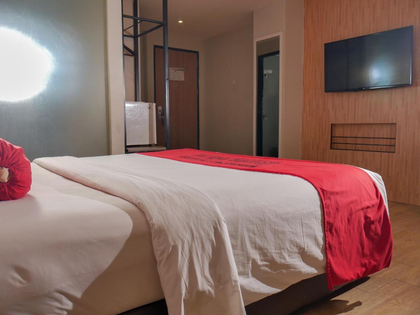 Meotel Пурвокерто Экстерьер фото