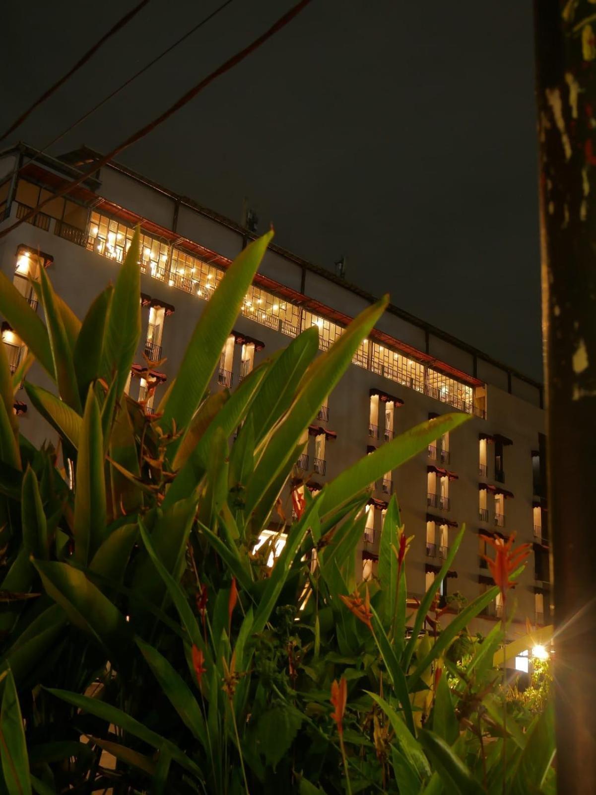 Meotel Пурвокерто Экстерьер фото