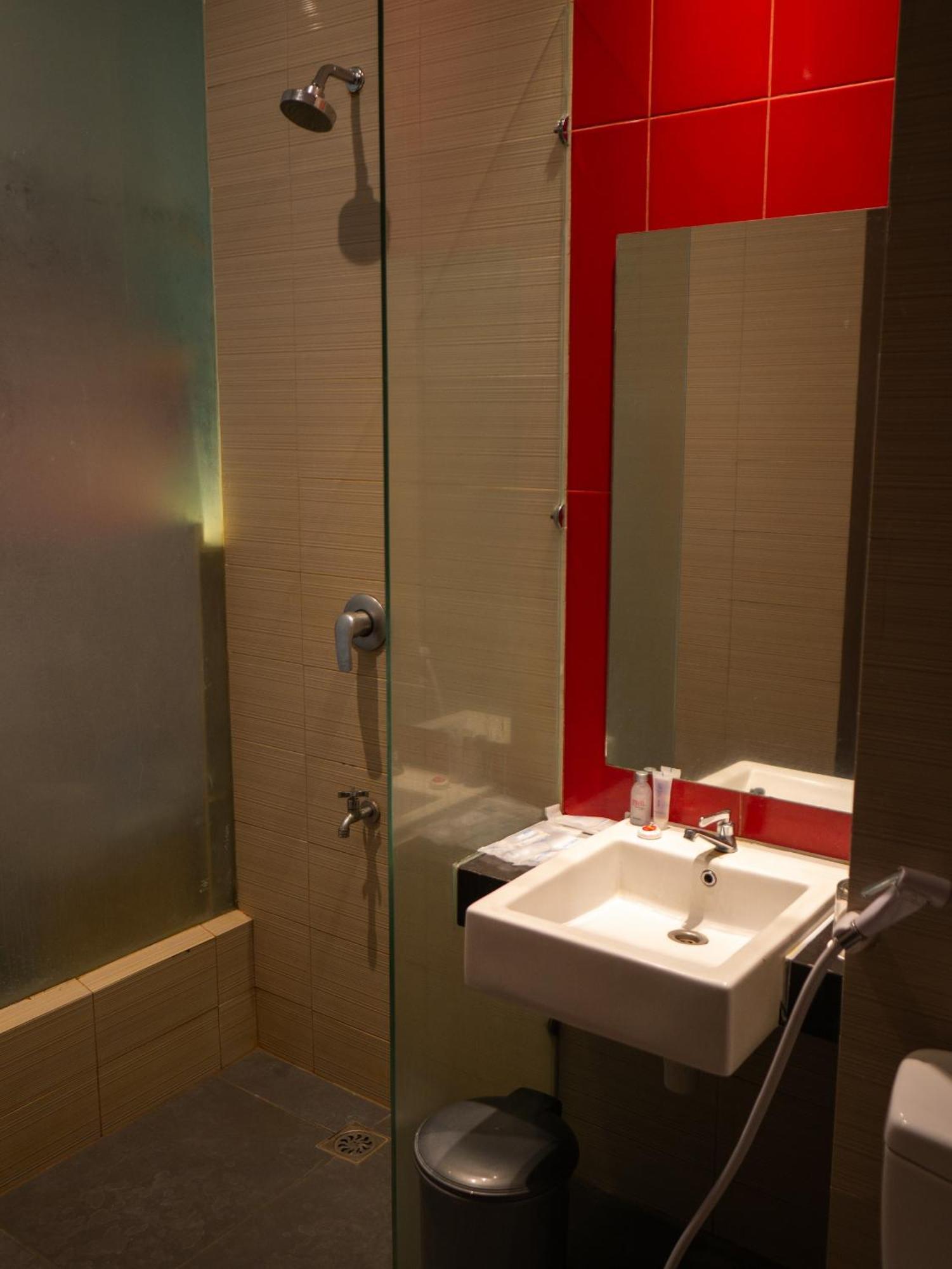 Meotel Пурвокерто Экстерьер фото