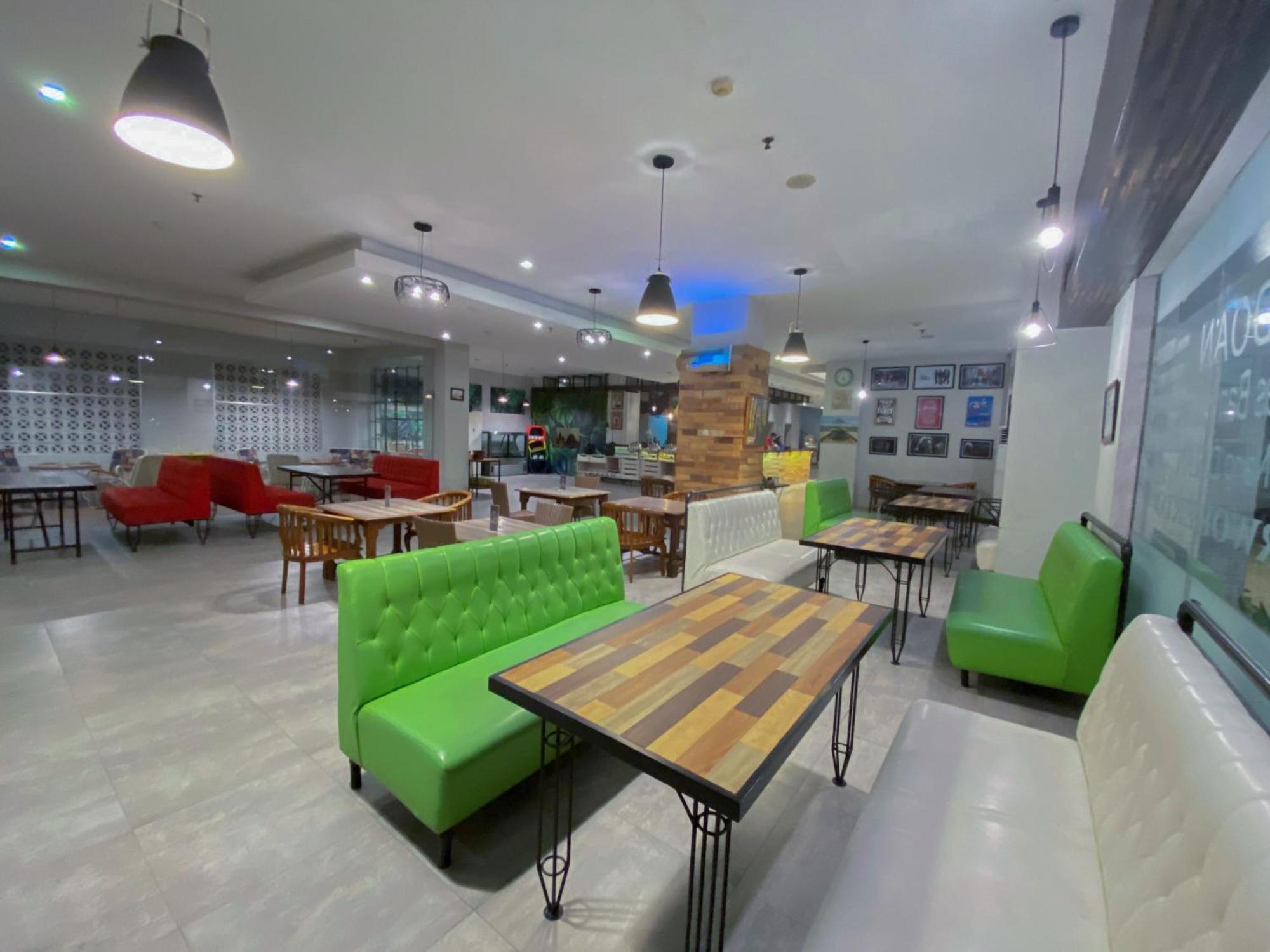 Meotel Пурвокерто Экстерьер фото